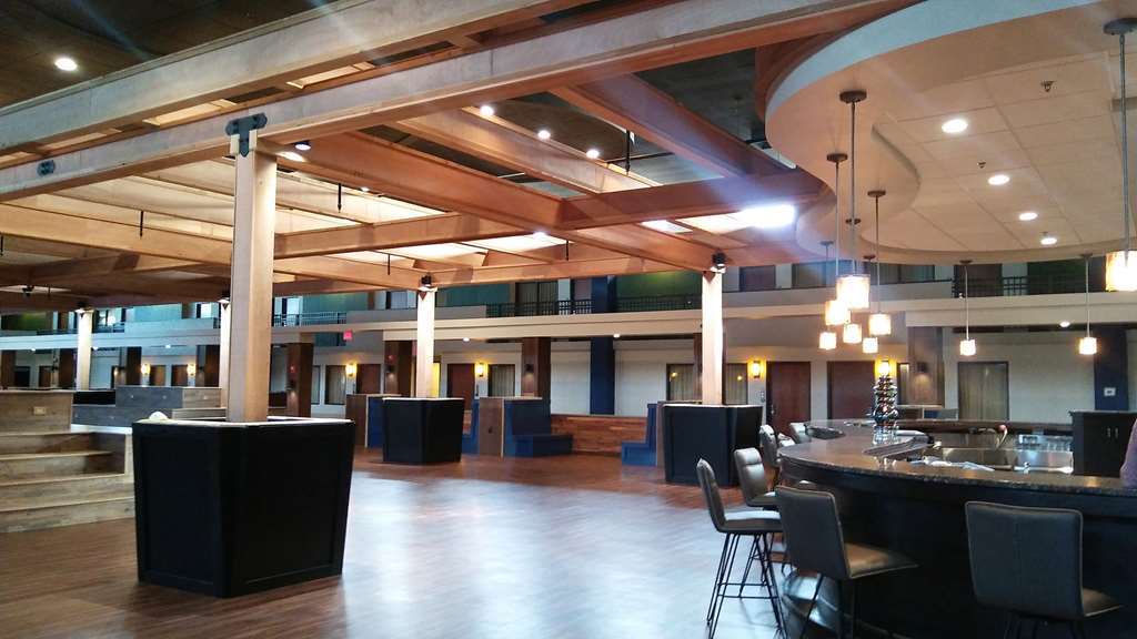Ramada Plaza By Wyndham Omaha Hotel Interior photo