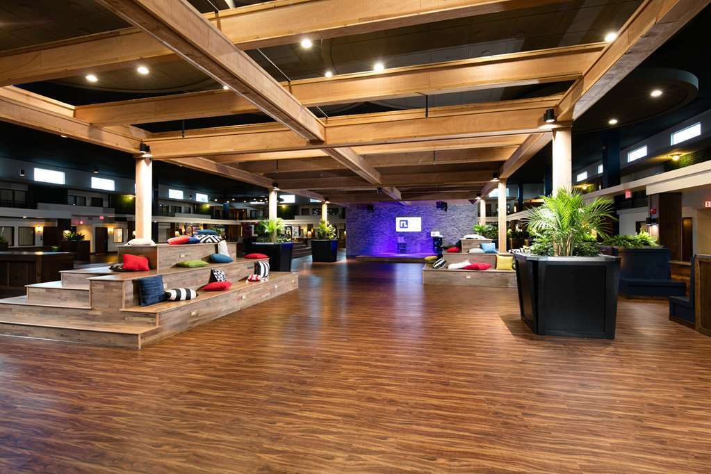 Ramada Plaza By Wyndham Omaha Hotel Interior photo